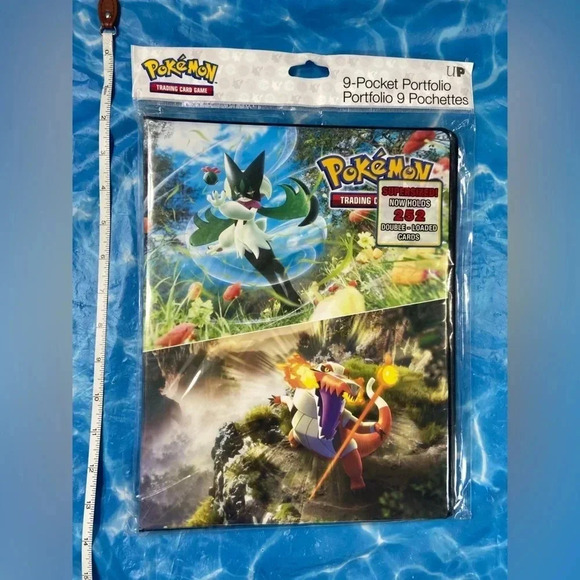 Pokémon - Trading Card Game - 9 Pocket Portfolio - Supersized Holds 252 Cards 🃏 - Picture 5 of 11